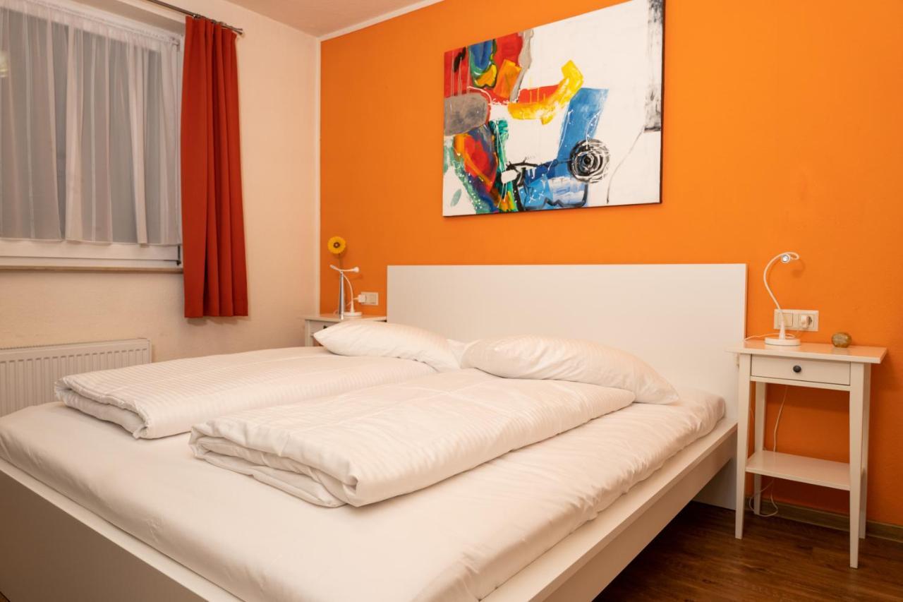 Art Apartment *